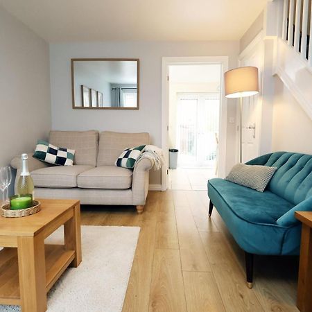 Apartament Relaxing 2-Bed Coastal Escape In Port Talbot Zewnętrze zdjęcie