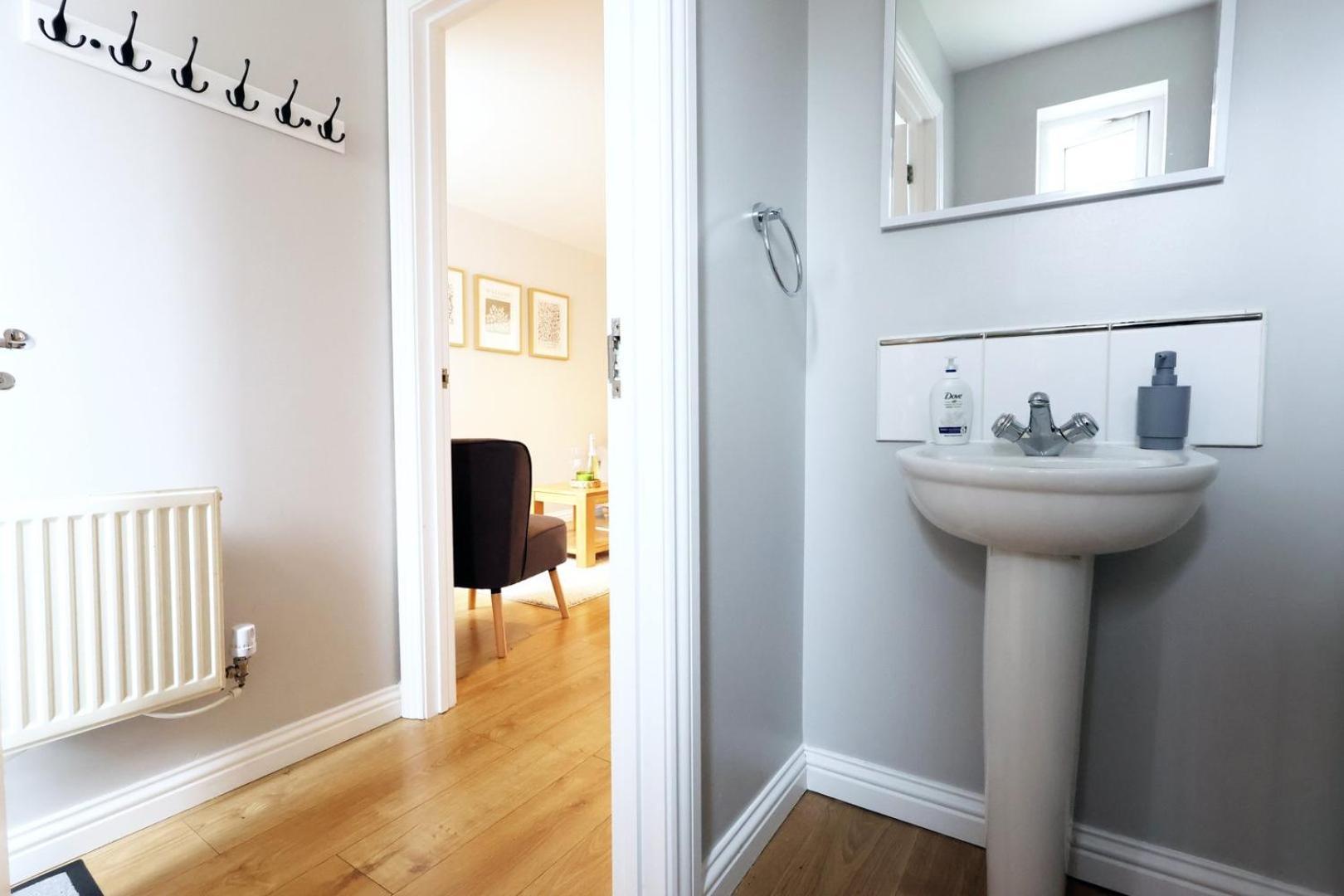 Apartament Relaxing 2-Bed Coastal Escape In Port Talbot Zewnętrze zdjęcie