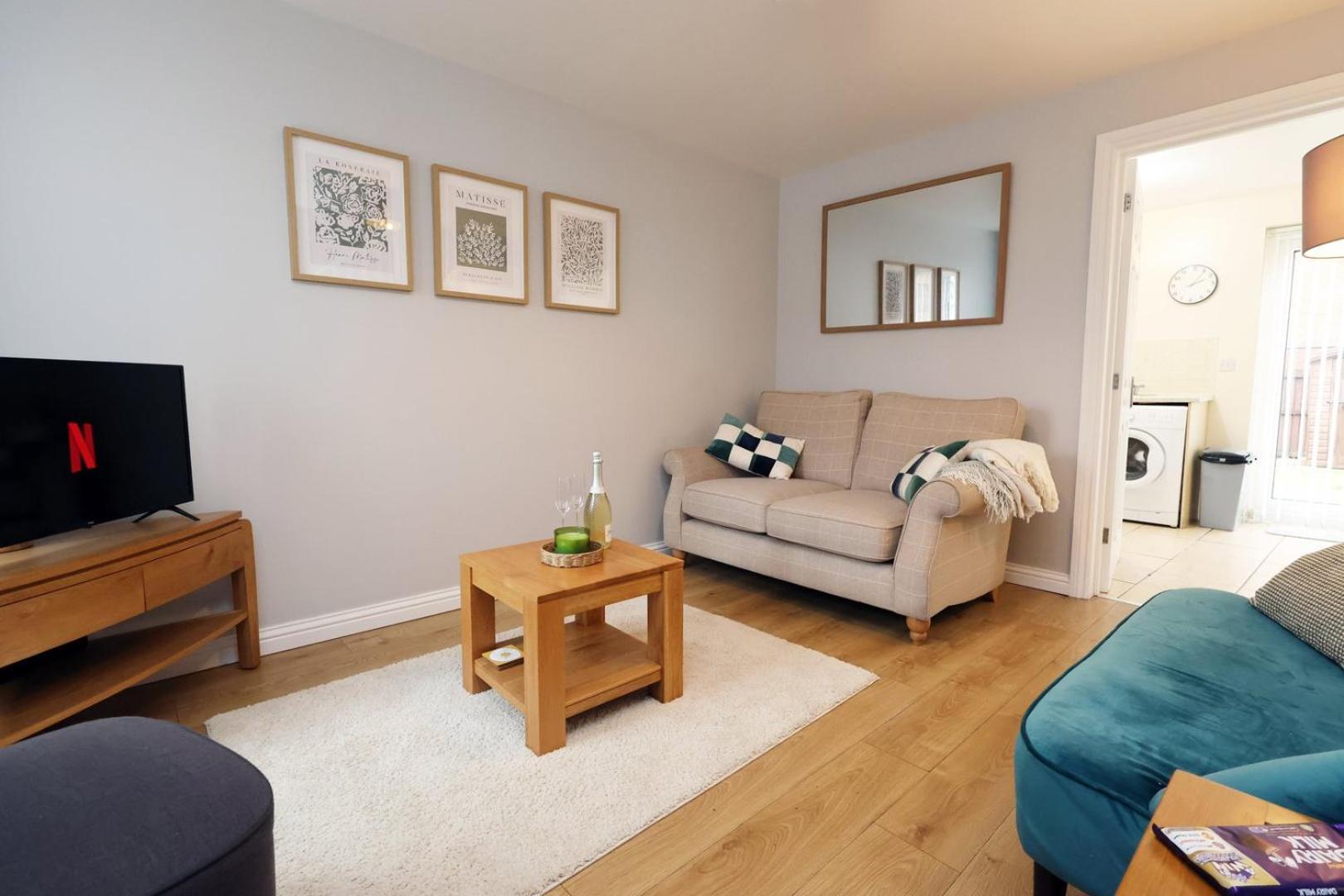 Apartament Relaxing 2-Bed Coastal Escape In Port Talbot Zewnętrze zdjęcie