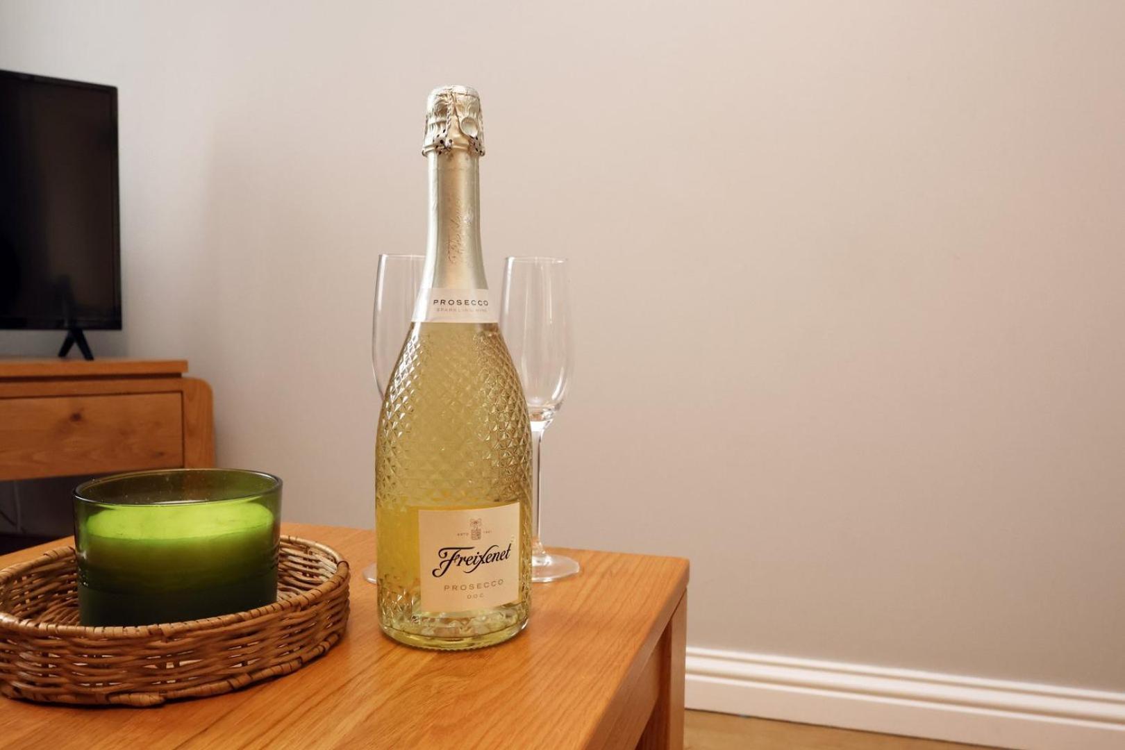 Apartament Relaxing 2-Bed Coastal Escape In Port Talbot Zewnętrze zdjęcie