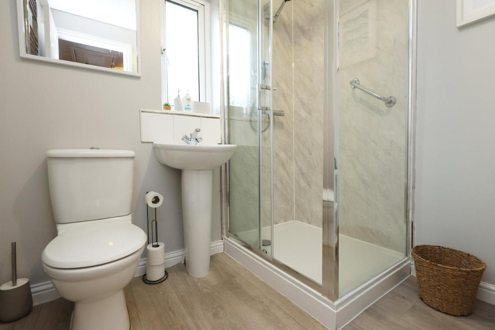Apartament Relaxing 2-Bed Coastal Escape In Port Talbot Zewnętrze zdjęcie